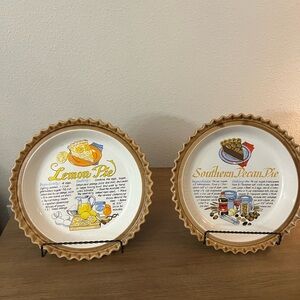 Japanese Weekend Pie Plates - Yellow and Brown